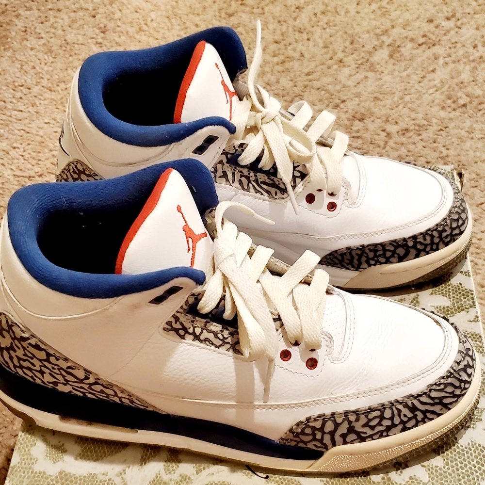 ๐EUC On Sale Til 9/23 Jordan Nike Air Retro 3 White Big Kids S-7Y - Picture 12 of 12